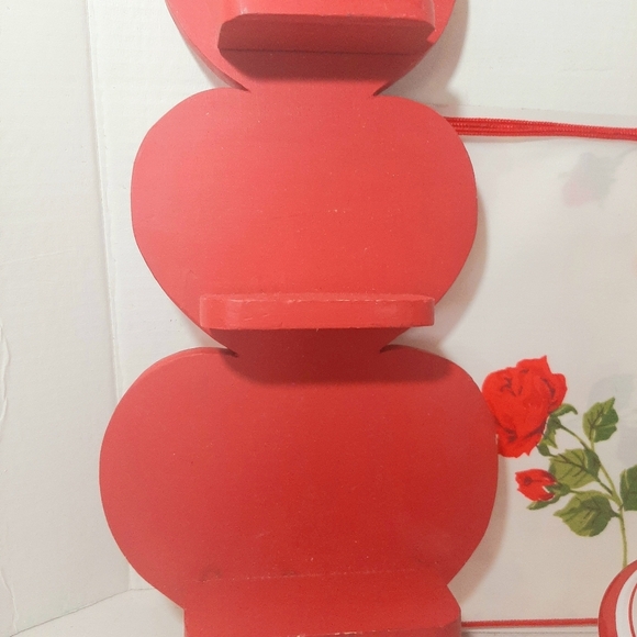 Red and White SALE BUNDLE.LOTS OF FUN - Picture 3 of 4